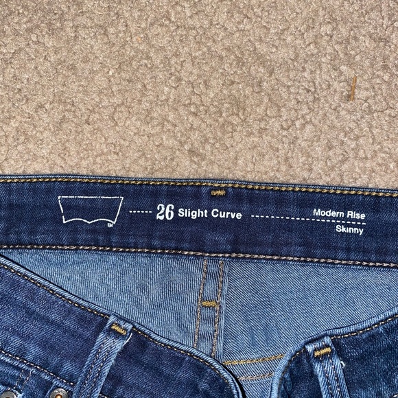 Levi’s Jeans - Picture 2 of 3